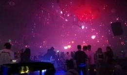 酒吧视频爆料,揭秘夜店幕后真相