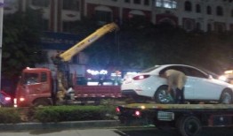 桂林网友爆料女司机视频,惊险瞬间引网友热议