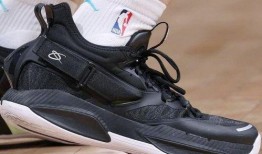 安踏鞋广告爆料视频播放,揭秘运动鞋界的时尚与科技