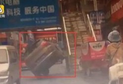 桂林网友爆料女司机视频,惊险瞬间引网友热议