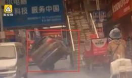 桂林网友爆料女司机视频,惊险瞬间引网友热议