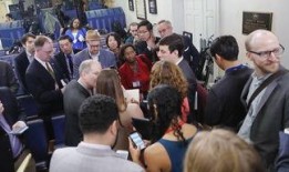 白宫新闻发布会爆料,揭秘政府高层决策真相！”